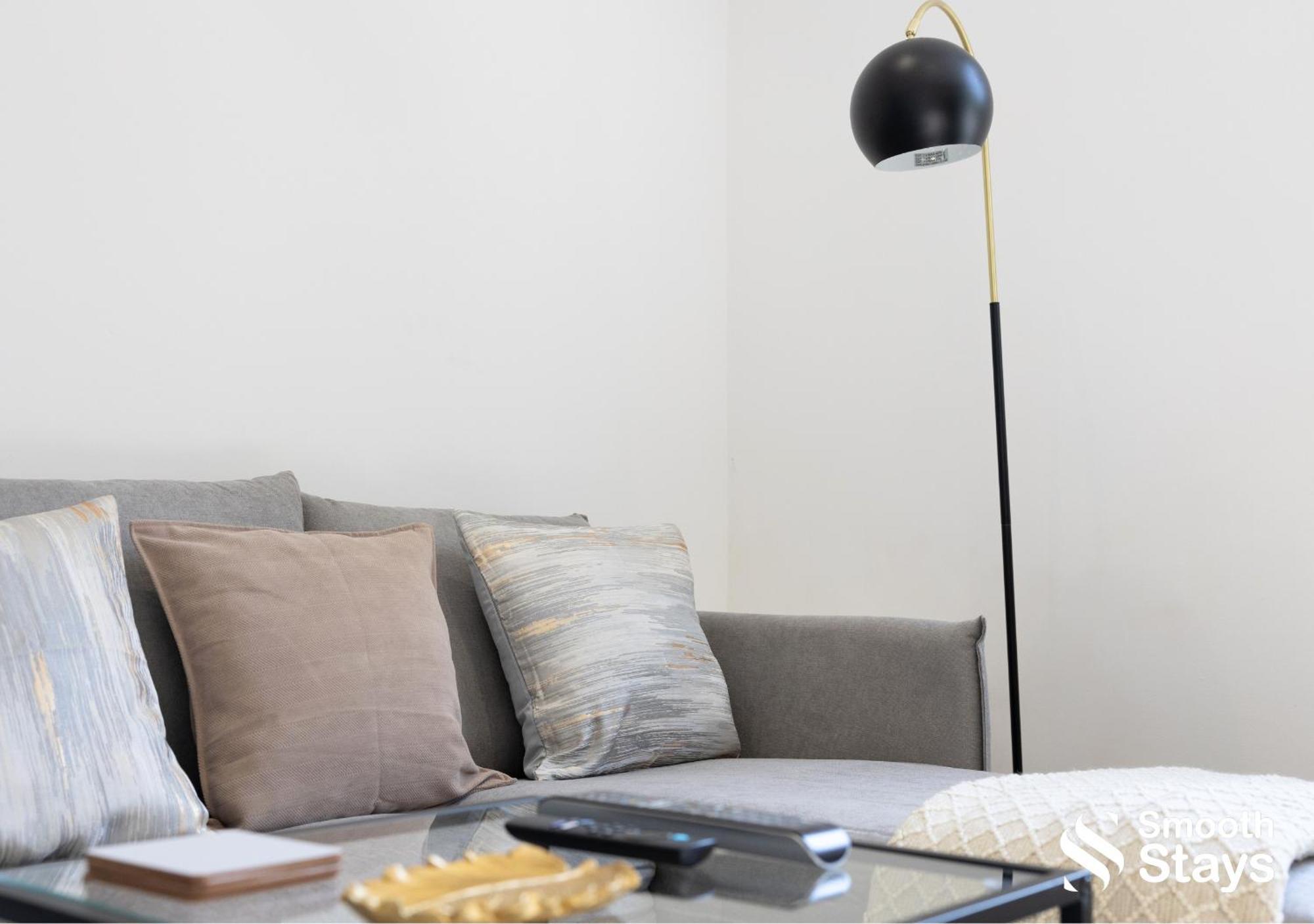 One Bedroom Apartment At Smooth Stays Short Lets & Serviced Accommodation Preston With Parking Near Train Station Eksteriør billede