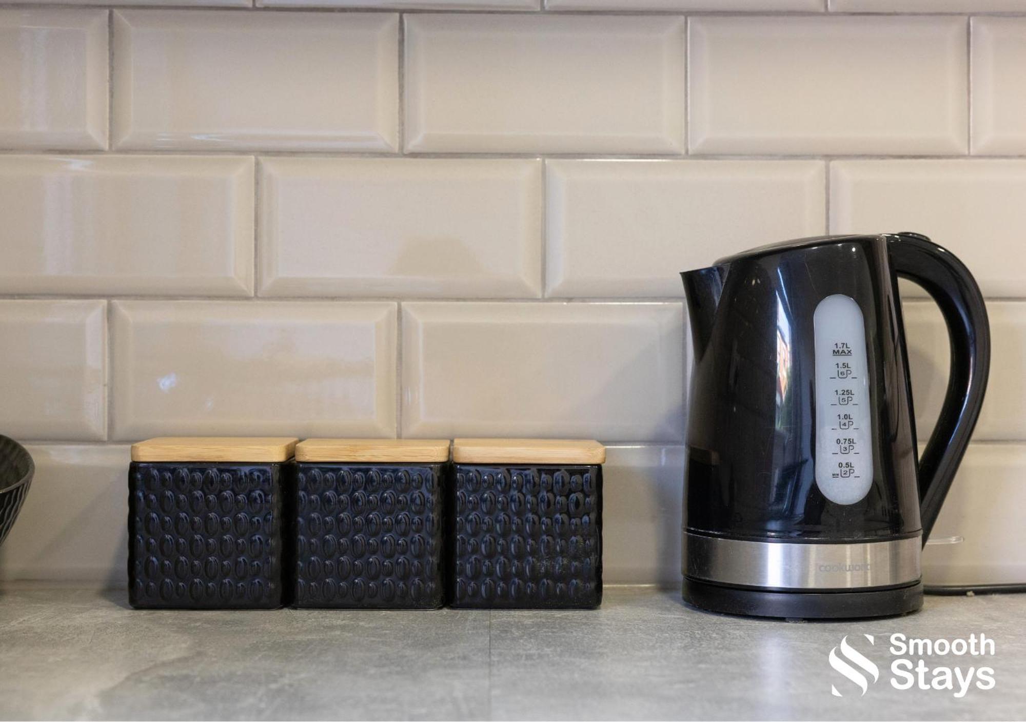 One Bedroom Apartment At Smooth Stays Short Lets & Serviced Accommodation Preston With Parking Near Train Station Eksteriør billede